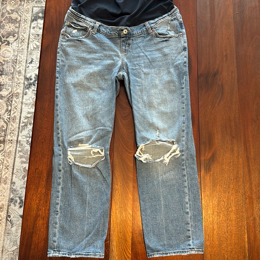 Abercrombie Maternity Ankle Straight Jean